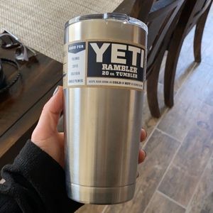 Yeti rambler 20oz